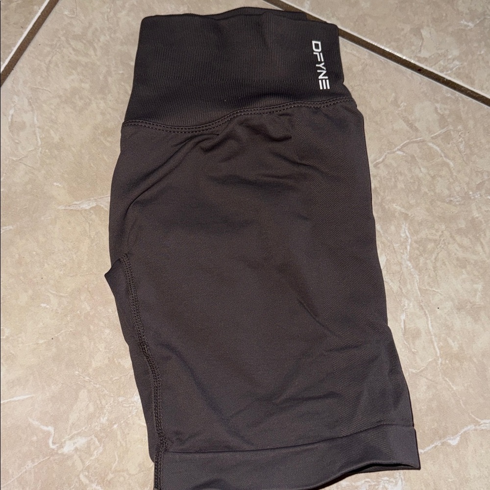 Brown DFYNE Athletic Shorts Impact Shorts 6.5